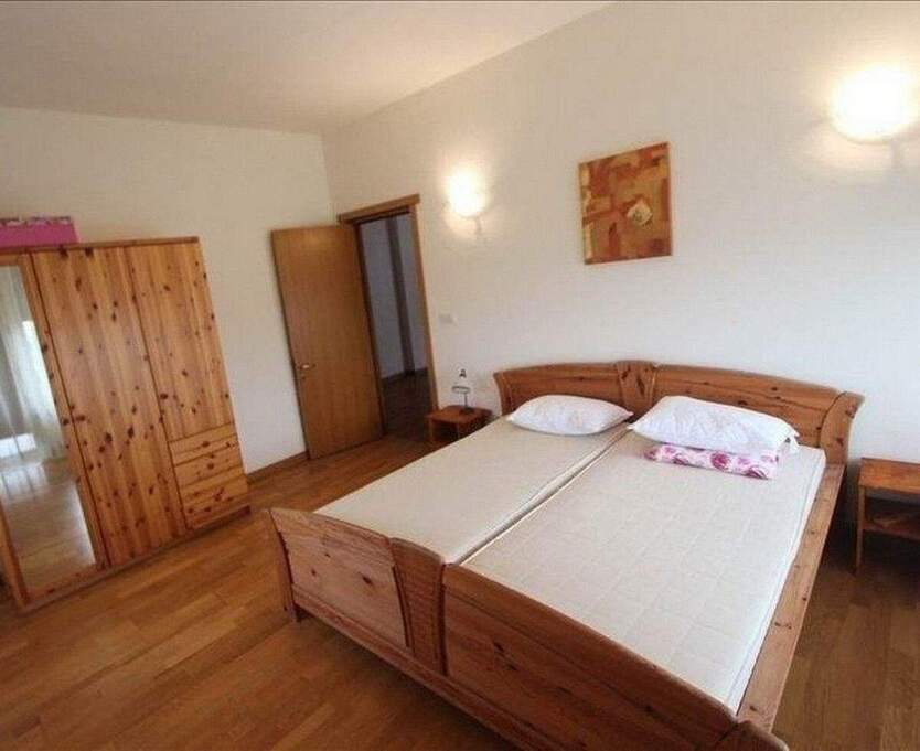 Familienfreundliche Wohnung mit Balkon in Hannover Bemerode 4 zimmer