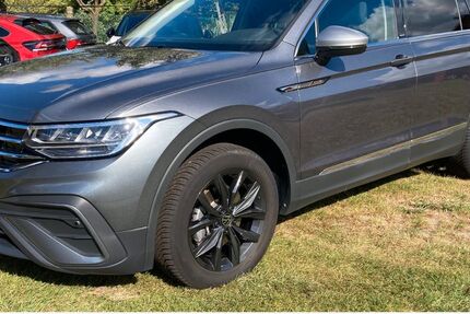 VW Tiguan Allspace 12.700 km 34.990 &euro; Hohenhameln 31249