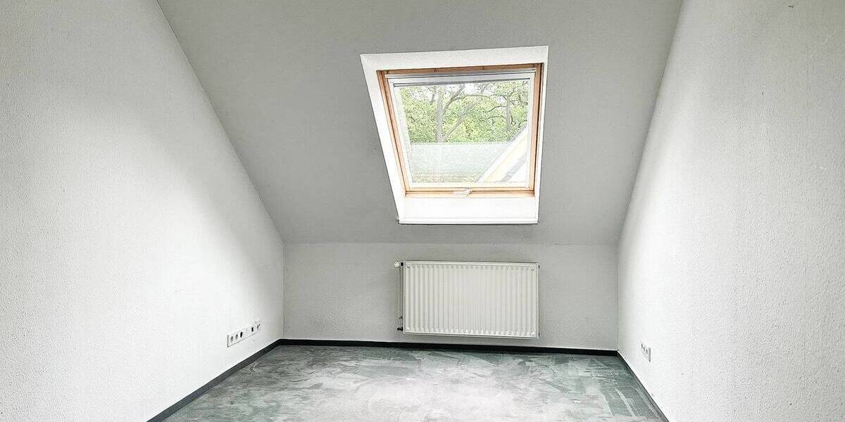 Etagenwohnung Hannover Groß Buchholz - 4 Zimmer, 145 m&sup2;, 1.500&euro; | Angebot:26902975