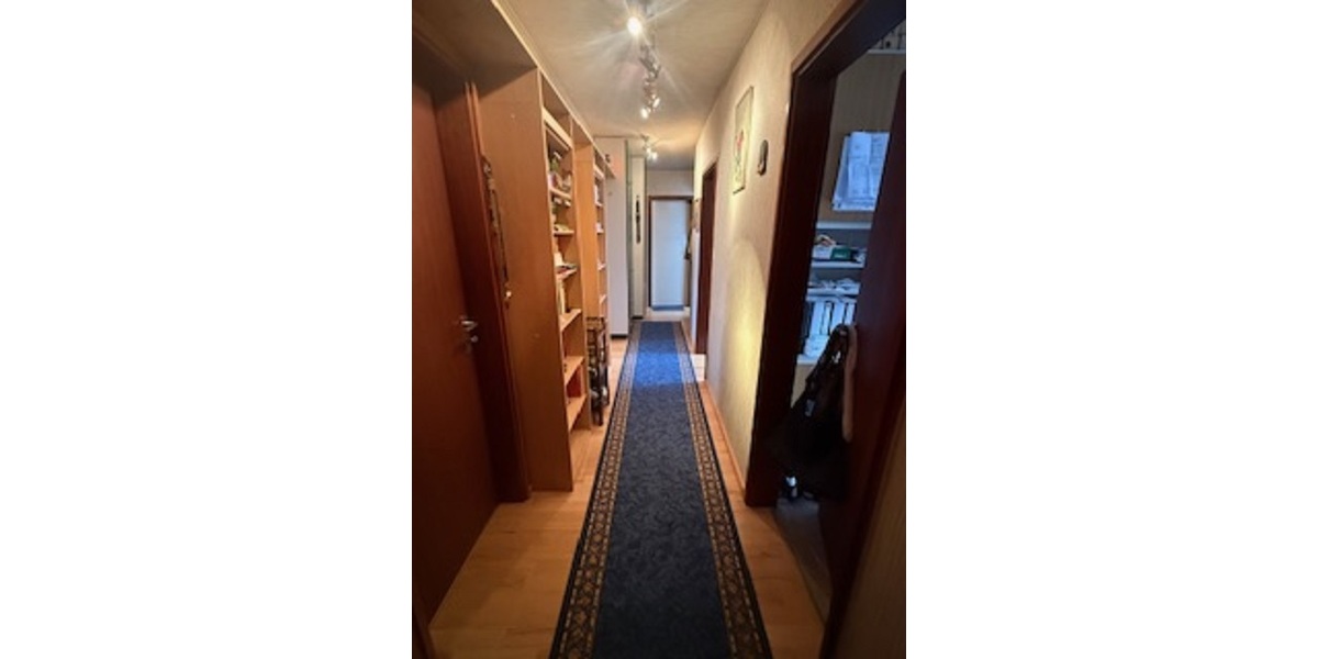 Helle 5-Zimmer Wohnung mit Balkon in Isernhagen-Altwarmbüchen - 5- Hannover Isernhagen-Altwarmbüchen | Angebot:26205687