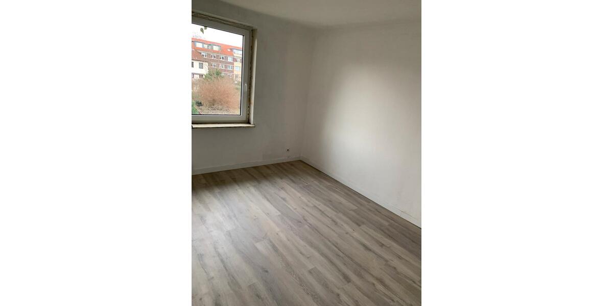 Reihenhaus Hannover Döhren-Wülfel - 5 Zimmer, 160 m&sup2;, 1.850&euro; | Angebot:26302718
