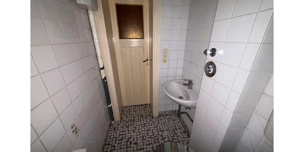 Hochparterre Hannover Linden-Limmer - 4 Zimmer, 81 m&sup2;, 310.000&euro; | Angebot:27192023