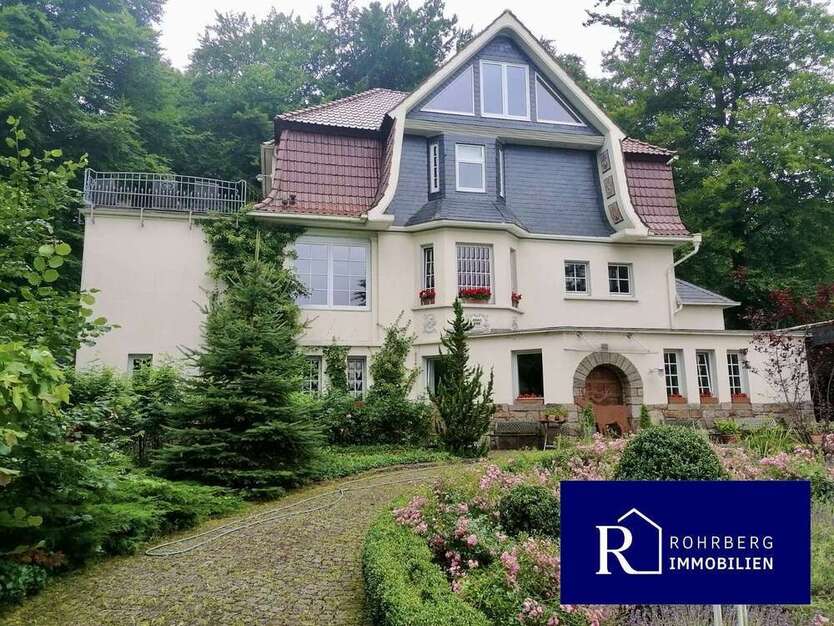 Haus zum Kaufen in Barsinghausen 1.990.000 € 370 m²
