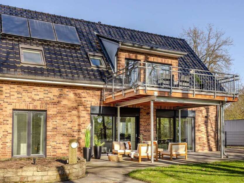 Haus zum Kaufen in Hannover Kleefeld 975.000 € 175 m²
