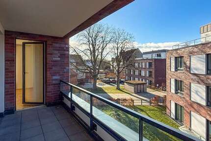 Wohnung zum Mieten in Laatzen 1.450 € 111 m² 4 zimmer