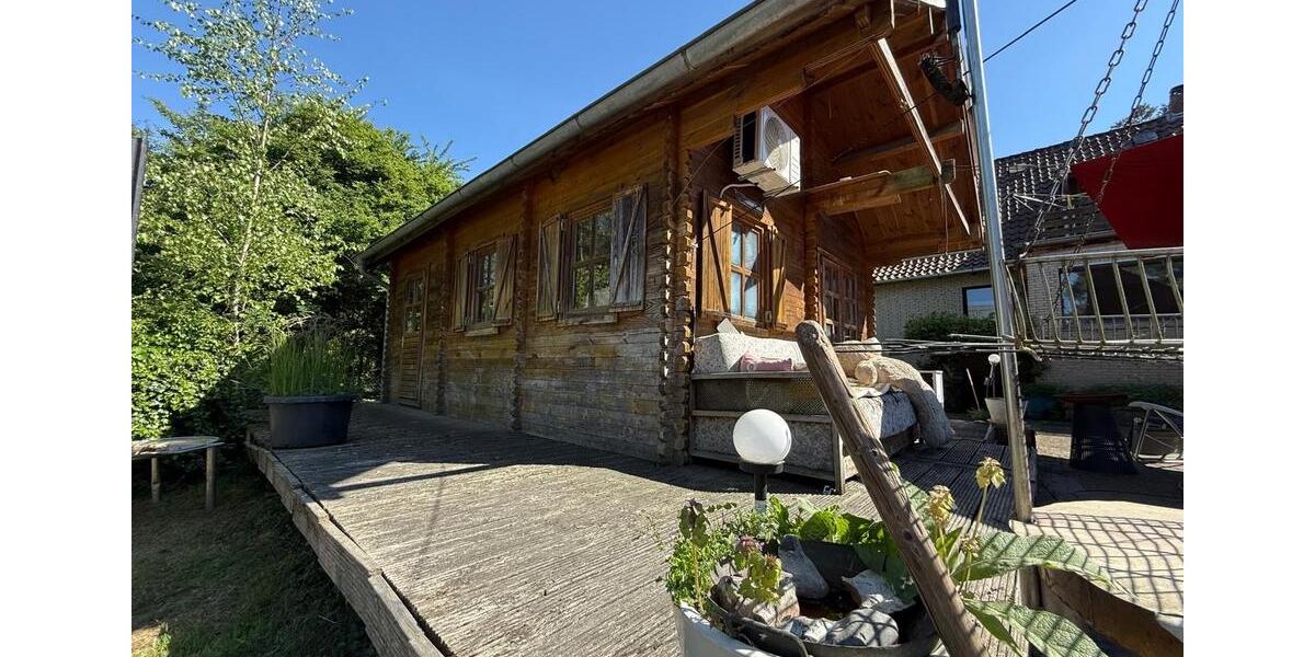 Anwesen 16000qm 2 Häuser Werkstatt Teich Wiesen Wald Burgwedel zimmer