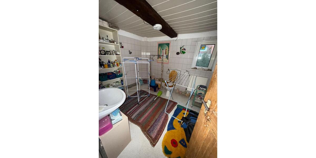 Provisionsfrei: 4-Zimmer-Fachwerkhaus und Carport in Sehnde-Ilten 4 zimmer