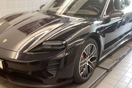 Porsche Taycan 59.700 km 69.990 € Hannover 30453
