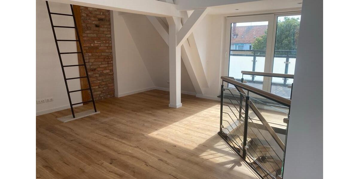 Dachgeschoßwohnung Hannover Vahrenwald-List - 7 Zimmer, 105 m&sup2;, 1.800&euro; | Angebot:27630855