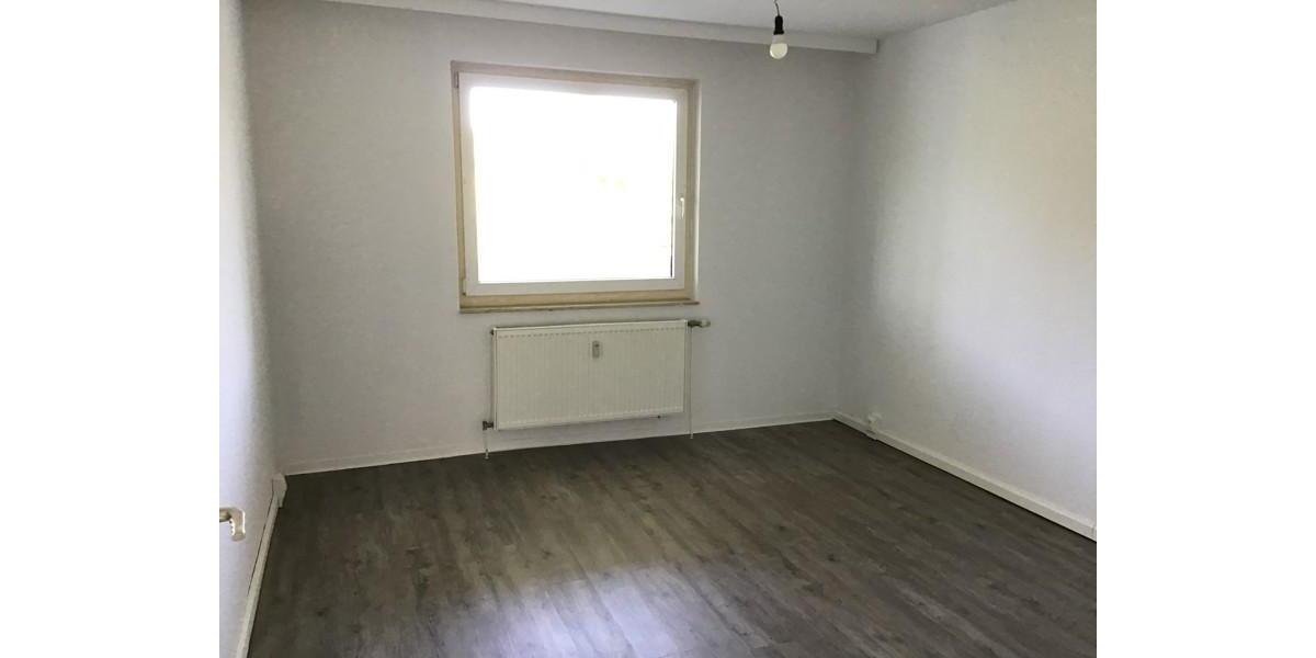 Etagenwohnung Hannover Herrenhausen-Stöcken - 3 Zimmer, 91 m&sup2;, 860&euro; | Angebot:25489050