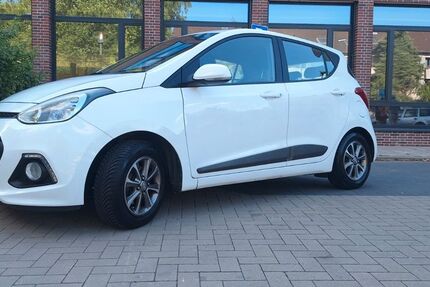 Hyundai i10 111.000 km 3.499 &euro; LANGENHAGEN 30851