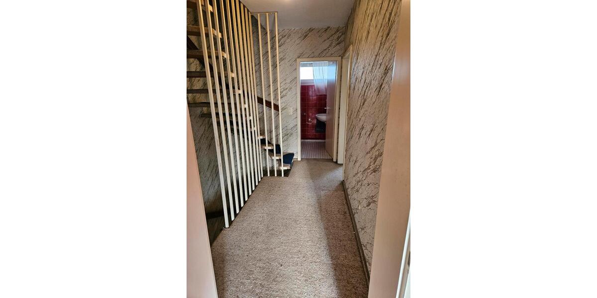 Hemmingen - 6 Zimmer Reihenhaus + Keller, Balkon + Terrasse 6 zimmer