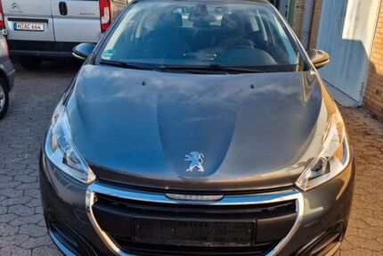 Peugeot 208 68.875 km 4.950 &euro; Hannover 30179
