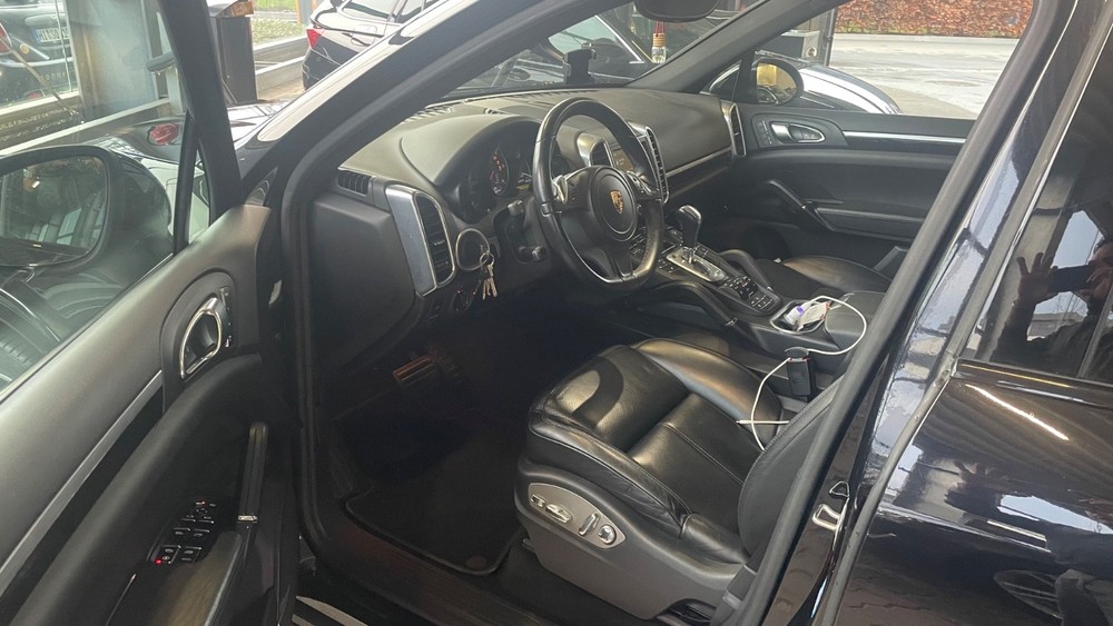 Porsche Cayenne 150.000 km 28.000 &euro; Hildesheim 31134