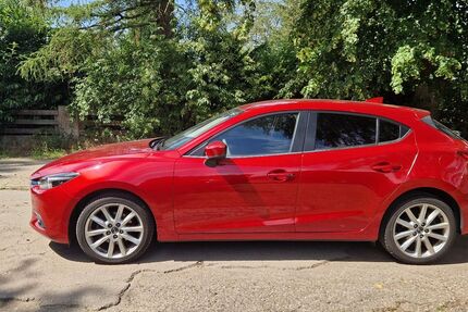 Mazda 3 94.000 km 12.500 &euro; Hannover 30657