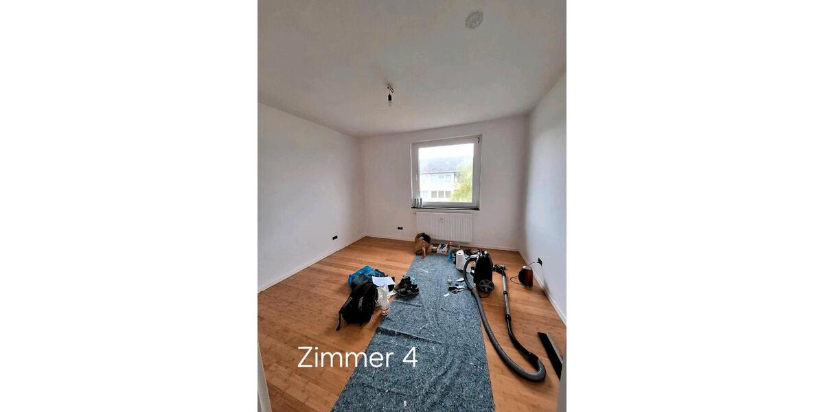 Etagenwohnung Laatzen - 5 Zimmer, 85 m&sup2;, 450&euro; | Angebot:26386033