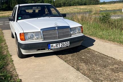 Mercedes-Benz 190 273.000 km 2.299 &euro; Sehnde 31319