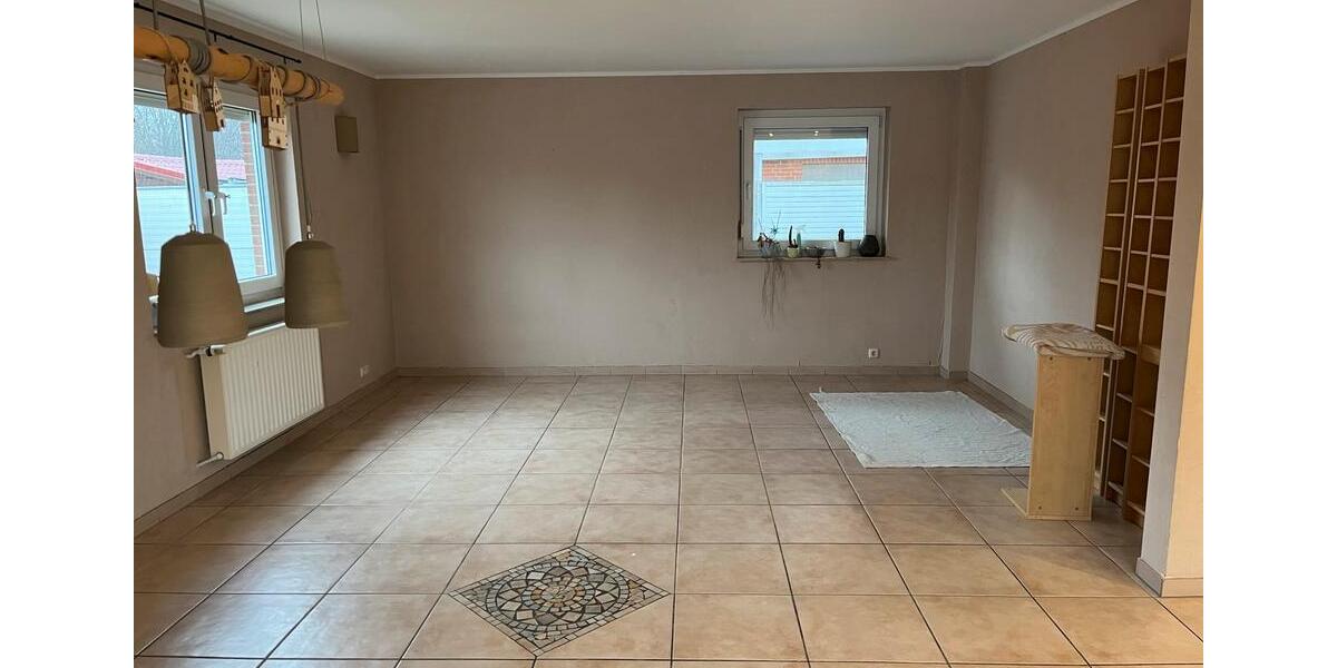 Einfamilienhaus Neustadt am Rübenberge - 6 Zimmer, 167 m&sup2;, 420.000&euro; | Angebot:25022341