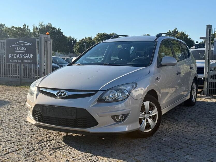 i30