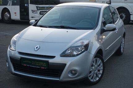 Renault Clio 66.972 km 4.990 &euro; Springe 31832