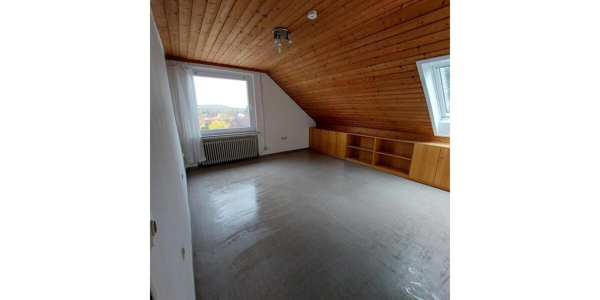 Haus mit 3 WE, vermietet 9 zimmer