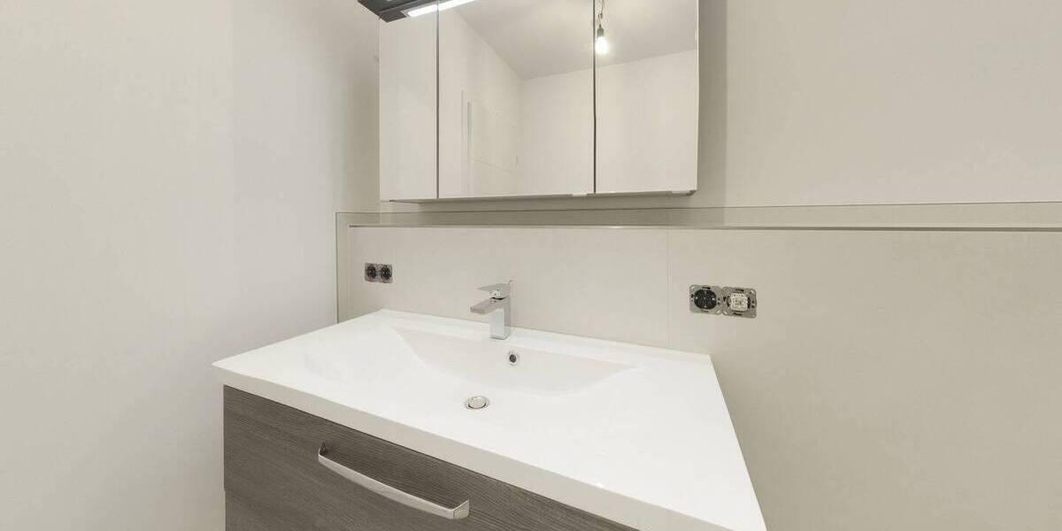 Reihenmittelhaus Burgdorf - 4 Zimmer, 145 m&sup2;, 2.100&euro; | Angebot:26309441
