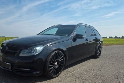 Mercedes-Benz C 250 243.500 km 8.600 &euro; Pattensen 30982