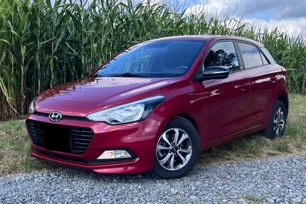 Hyundai i20 51.826 km 9.900 &euro; Springe 31832
