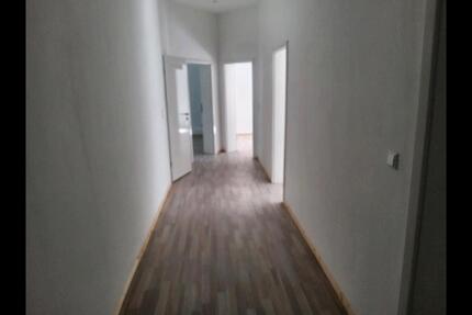 Wohnung Hannover Herrenhausen-Stöcken - 4 Zimmer, 100 m&sup2;, 1.150&euro; | Angebot:25858530