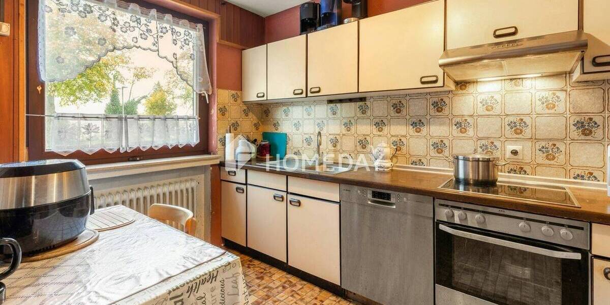 Großzügiges Reihenendhaus mit Südbalkon, Terrasse & Garage in ruhiger Lage 7 zimmer