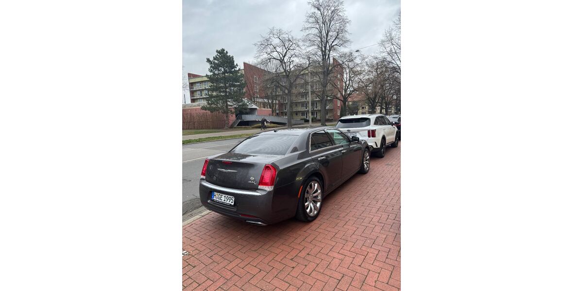 Chrysler 300C 103.000 km 24.999 &euro; Hannover 30419