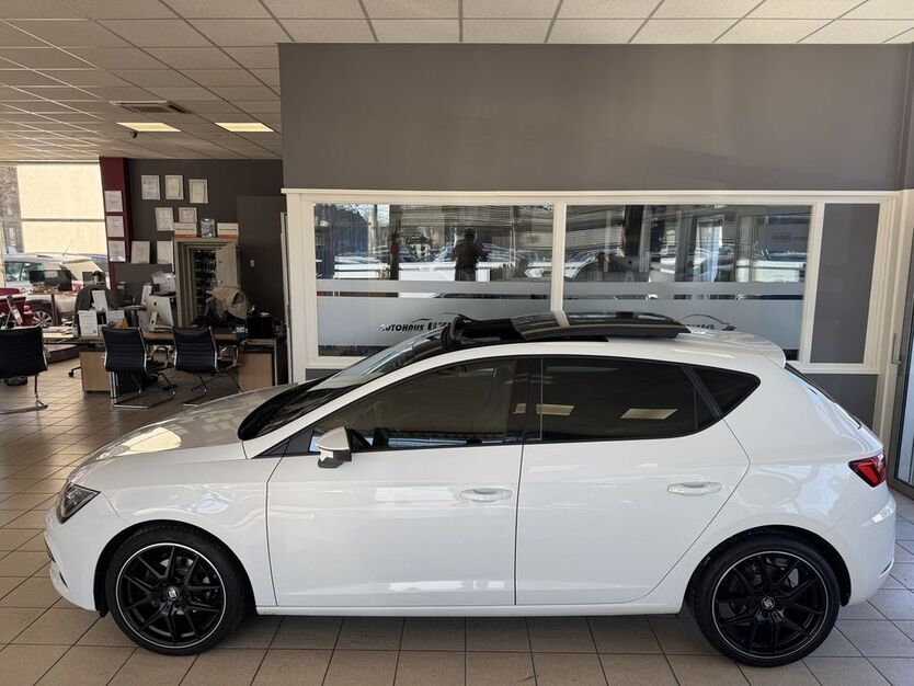 Seat Leon 153.305 km 16.490 € Hannover 30419