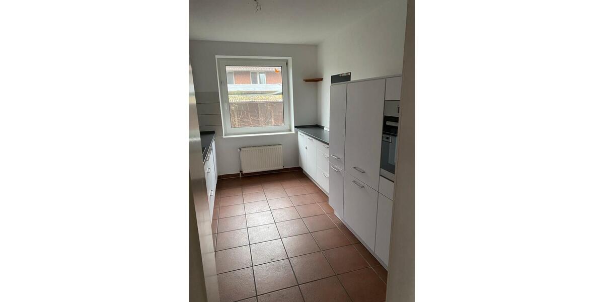 Mehrfamilienhaus, Wohnhaus Langenhagen - 8 Zimmer, 260 m&sup2;, 720.000&euro; | Angebot:26107856