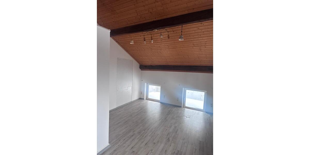 Reihenhaus Sehnde - 3 Zimmer, 80 m&sup2;, 10&euro; | Angebot:24981191