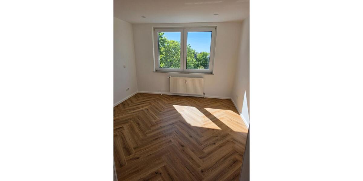 Dachgeschoßwohnung Isernhagen - 3 Zimmer, 73 m&sup2;, 252.000&euro; | Angebot:26375809