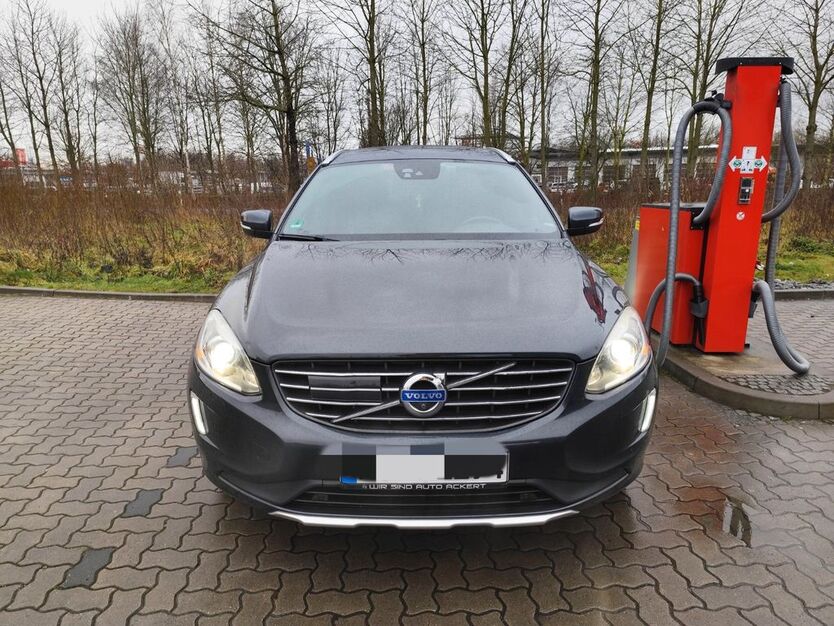 Volvo XC60 178.000 km 20.500 € Hannover 30179