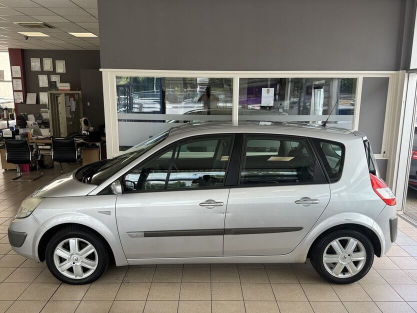 Renault Scenic 244.731 km 1.490 € Hannover 30419