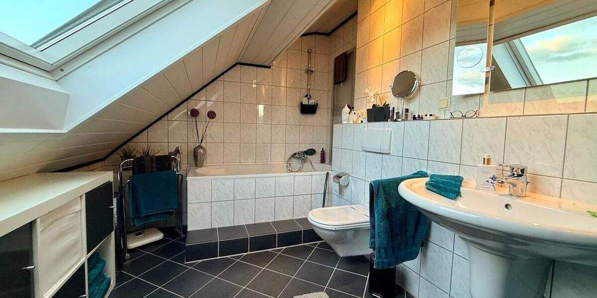 Mehr Möglichkeiten für individuelle Wohnideen: Mehrfamilienhaus mit vier Wohnungen in der Kernstadt 1 zimmer