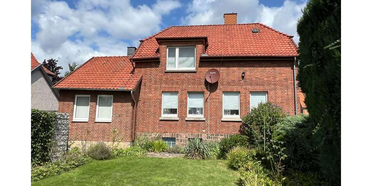 Haus zum Kaufen in Wennigsen (Deister) 230.000 € 127 m² 6 zimmer
