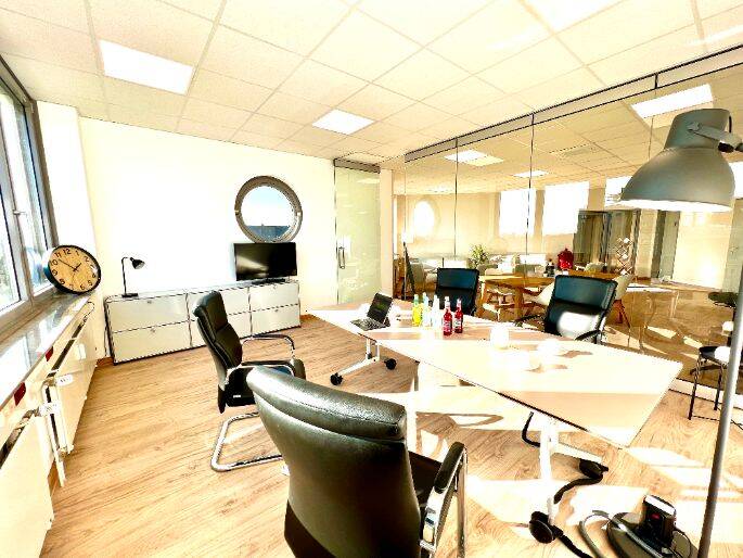 Top ausgestattete Private Offices, Workspaces und Coworking - All-in-Miete
