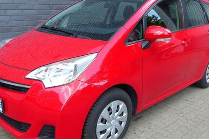 Toyota Verso-S 88.000 km 9.990 € Hannover 30179