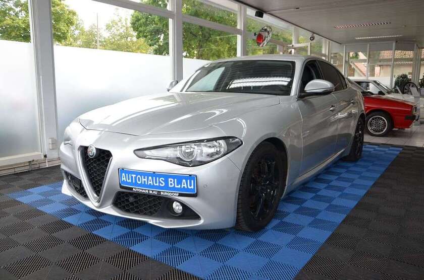 Alfa Romeo Giulia 130.000 km 18.790 € Burgdorf 31303