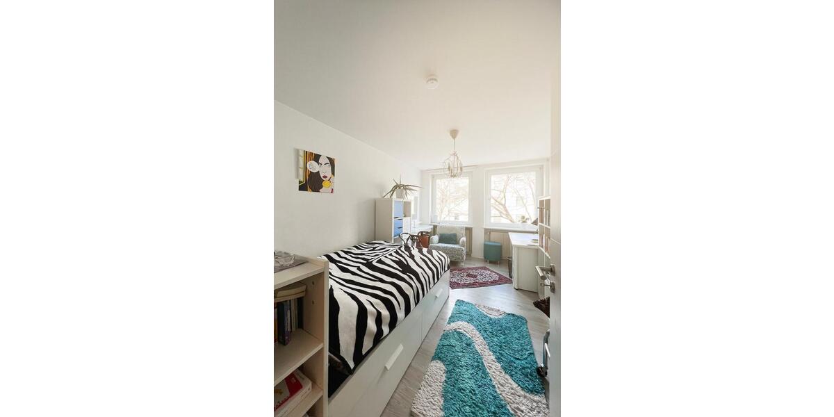 Mehrfamilienhaus mit 10 Wohnungen und Gewerbeeinheit zimmer