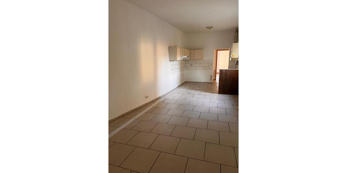 Etagenwohnung Hannover Nord - 4 Zimmer, 122 m&sup2;, 1.630&euro; | Angebot:25639031