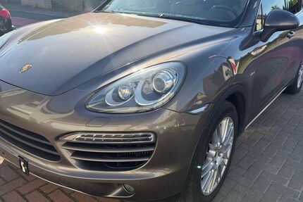 Porsche Cayenne 207.184 km 17.500 € Pattensen 30982