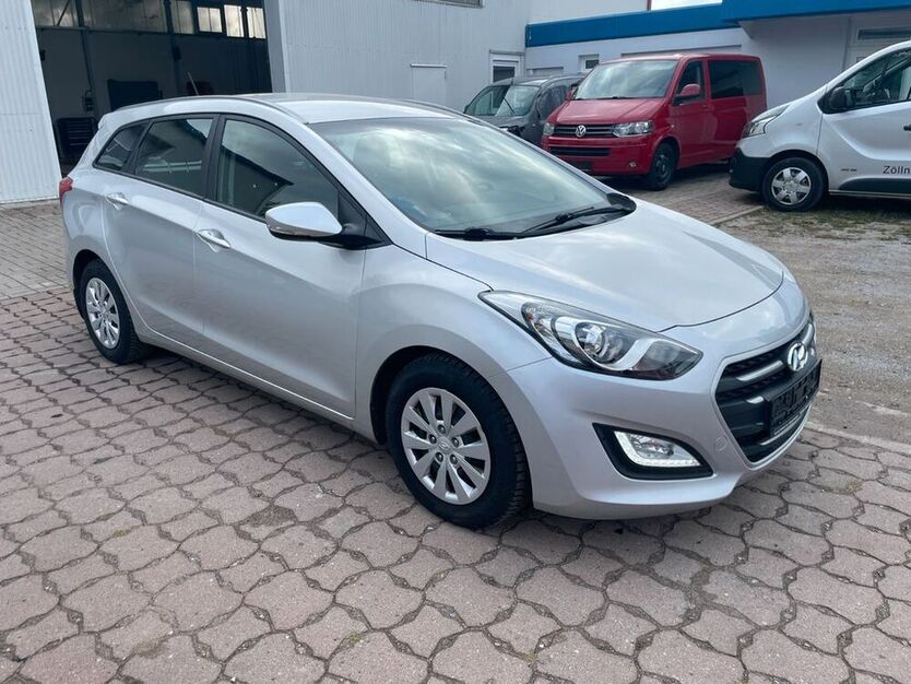 i30