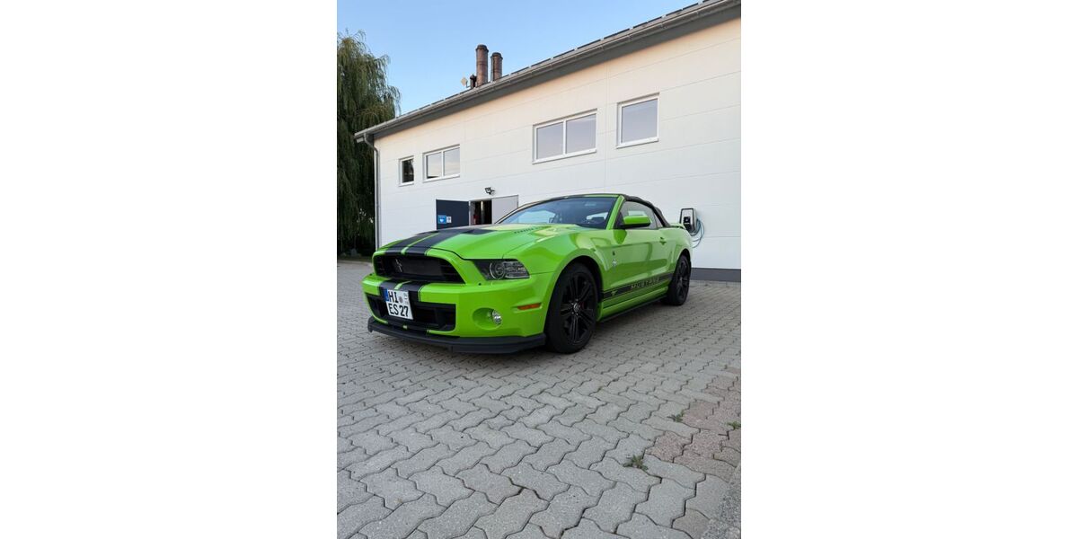 Ford Mustang 124.000 km 16.999 &euro; Harsum 31177