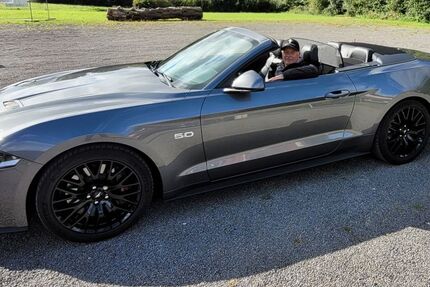 Ford Mustang 10.000 km 41.000 &euro; Garbsen 30826
