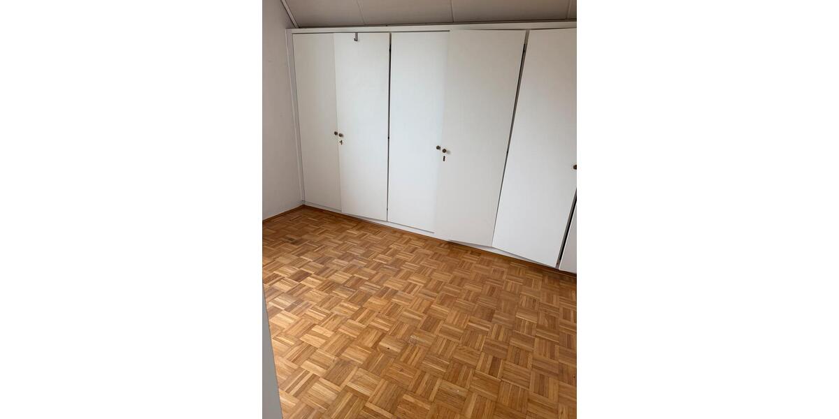 Einfamilienhaus Wedemark - 7 Zimmer, 180 m&sup2;, 285.000&euro; | Angebot:26091118