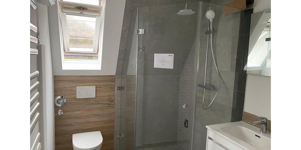 Dachgeschoßwohnung Hannover Vahrenwald-List - 7 Zimmer, 105 m&sup2;, 1.800&euro; | Angebot:27630855